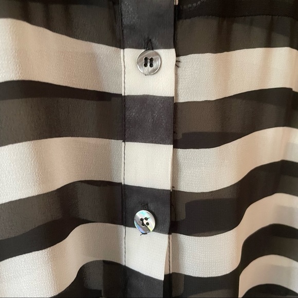Dots Sheer Striped Front Tie Top - Picture 4 of 9